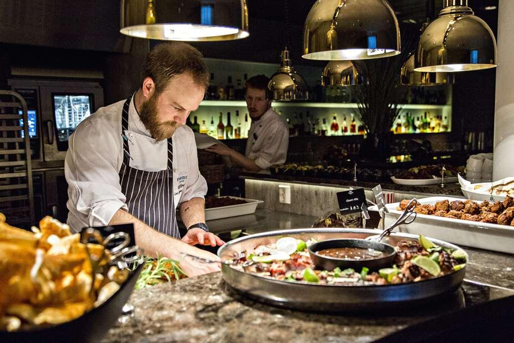 Farris Bad Hotel Larvik Restaurant photo